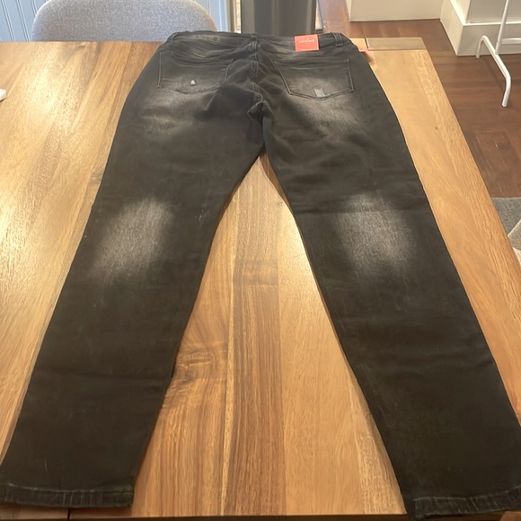 NWT High-waisted distressed skinny jeans - black - size 12 - Picture 6 of 10